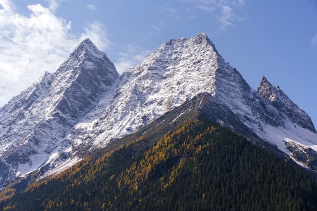 四姑娘山